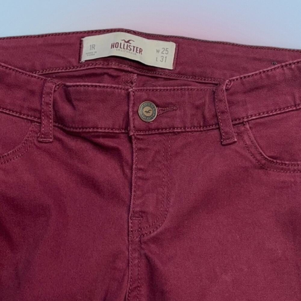 HOLLISTER Women’s 25 x 31 Burgundy Skinny Jeans